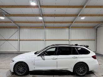 BMW 3-serie 330i 185kW Automaat High Executive picture 8