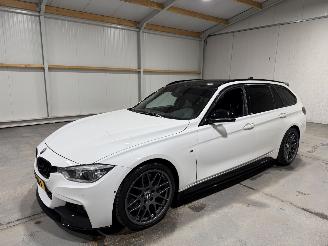 BMW 3-serie 330i 185kW Automaat High Executive picture 9