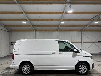 uszkodzony samochody ciężarowe Volkswagen Transporter 2.0TDI 110kW Automaat L1H1 Camera 2020/10