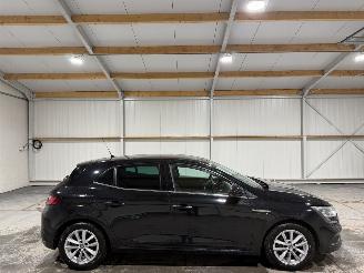 krockskadad bil auto Renault Mégane 1.2TCe 96kW Limited 2018/4