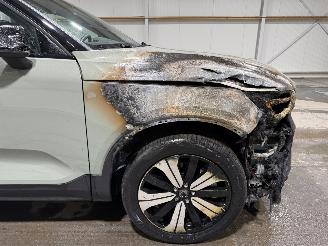 Volvo XC40 70kWh 170kW Recharge Ultimate Pano picture 16