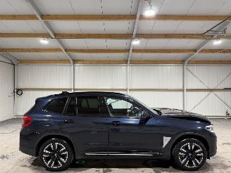 uszkodzony samochody osobowe BMW iX3 80kWh 210kW High Executive Pano MemorySeat Volleder 2021/12
