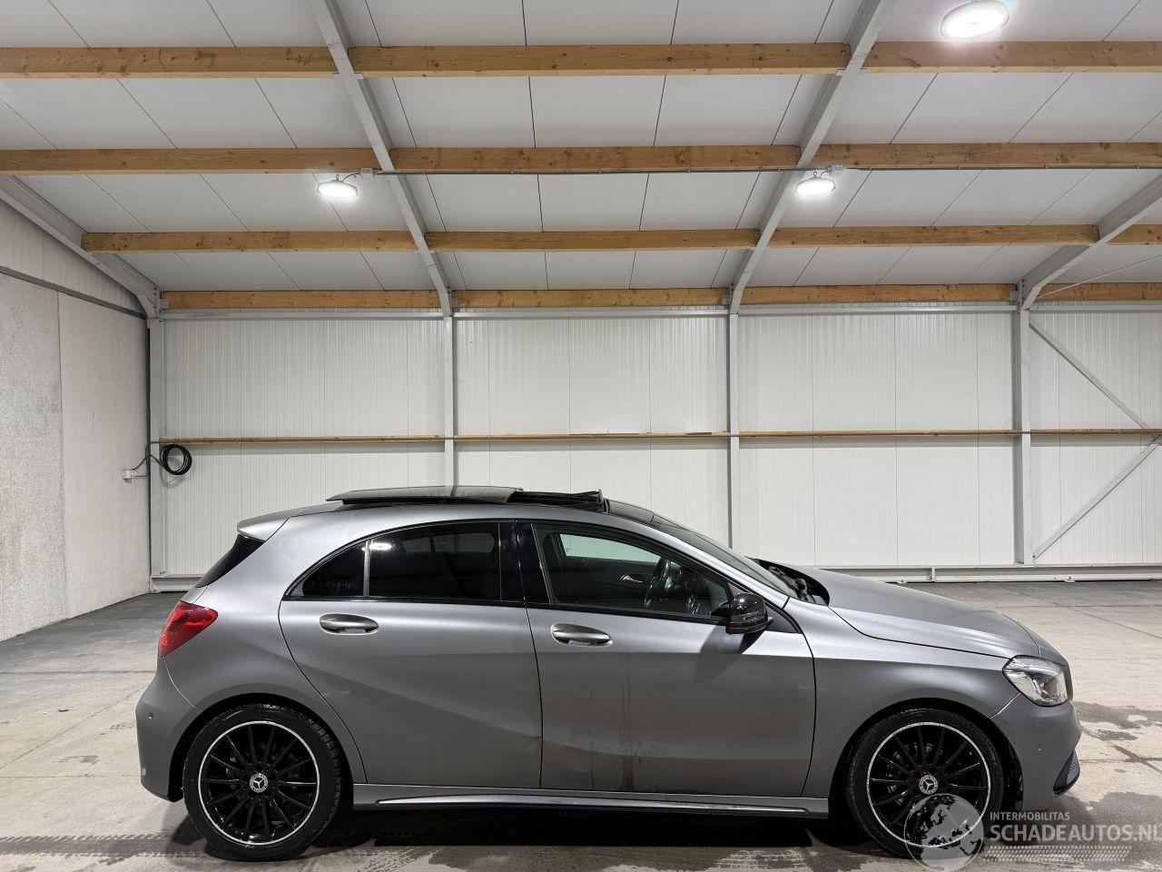 Mercedes A-klasse 180 90kW Automaat Pano Ambition