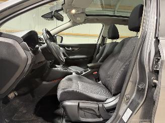 Nissan Qashqai 1.2 85kW Automaat Pano N-Connecta picture 13
