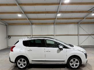 krockskadad bil auto Peugeot 3008 1.6THP 115kW Automaat Active Pano 2013/4