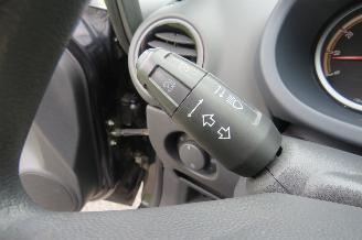 Opel Corsa 1.2 16V 80pk 5Drs Essentia  160.000kn  Airco [ top topstaat picture 9