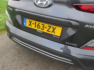 Hyundai Kona 39 kw Automaat Hybride  Elektrisch 2021  40.000km Camera Navigatie  stoelverwarmig  nieuwstaat picture 19