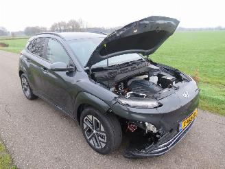 Hyundai Kona 39 kw Automaat Hybride  Elektrisch 2021  40.000km Camera Navigatie  stoelverwarmig  nieuwstaat picture 11