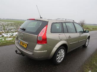 krockskadad bil auto Renault Mégane Grande Tour 16  Business line navigatie clima  Sportstoelen schuifdak [ schadevrij 2009/4