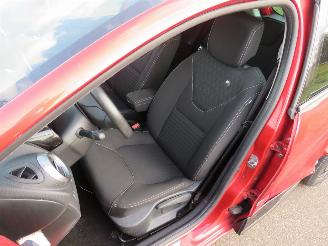 Renault Clio Renault Clio 0.9 TCe 90pk Limited Airco Navigatie  2017 picture 17