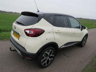 skadebil auto Renault Captur 0.9 TCE 75.000km Nap 90pk Intens 11-2017 Camera Navigatie Clima  [ nieuwstaat 2017/11