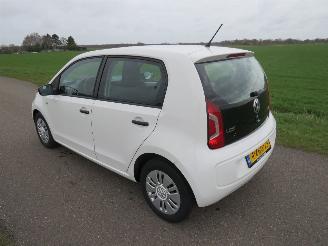 Volkswagen Up! 1.0 Take up  5drs 60pk Airco  parkeerschade bumper 2015 Euro 6 picture 18