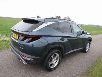 krockskadad bil auto Hyundai Tucson Hyundai Tucson Hybride plug in 1.6 T-GDI PHEV 180PK Comfort 4x4 18.000KM NAP 2022/11