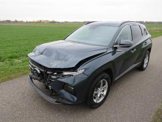 Hyundai Tucson Elektrisch/ Benzine Tucson Full Hybride plug in 1.6 T-GDI PHEV 180PK Comfort 4x4 18.000KM NAP picture 4