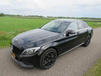 skadebil auto Mercedes C-klasse 250 Ambition Automaat Sedan 211pk Leer Camera  luchtvering  2016-09 2016/9