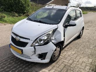 Schadeauto Chevrolet Spark 1.0 16v bi-fuel 2012/6