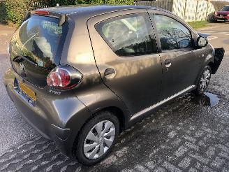 Toyota Aygo Aygo 1.0 VVT-i Now picture 3