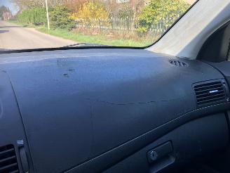 Toyota Avensis Avensis Wagon 2.0 VVTi Linea Luna picture 9