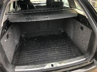 Skoda Superb 2.0 TDi combi  ambition picture 13