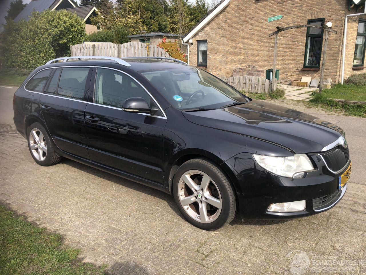 Skoda Superb 2.0 TDi combi  ambition