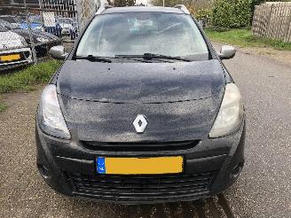 Renault Clio Clio Estate 1.5 dCi Night & Day picture 3