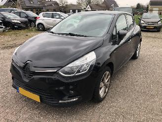 Renault Clio 0.9 TCE  BOSE picture 4