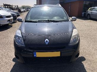 Damaged car Renault Clio Clio Estate 1.5 dCi Night & Day1094 2012/6