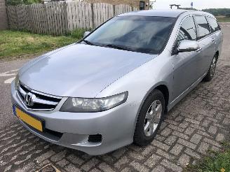 Damaged car Honda Accord Accord Tourer  2.0 i comfort 2007/1