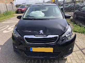 damaged passenger cars Peugeot 108 108 2018/2