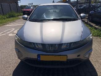Honda  CIVIC  1.4 picture 3