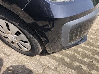 Volkswagen Up! Up! 1.0 picture 10