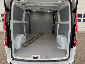 Ford Transit Custom 340 2.0 TDCI L2H1 Automaat Navi Cruise 77607 Km NAP ! picture 19