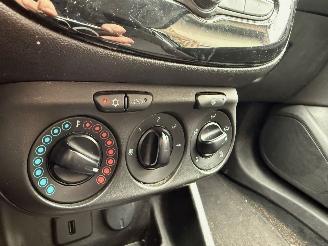 Opel Corsa 1.0 Turbo Edition Navi Airco Cruise NAP picture 11