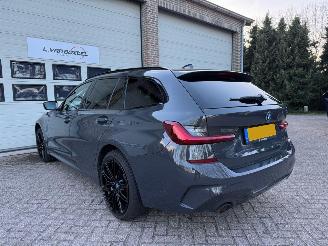 BMW 3-serie 330e Business Edition Plus Automaat Leder NAP ! picture 3
