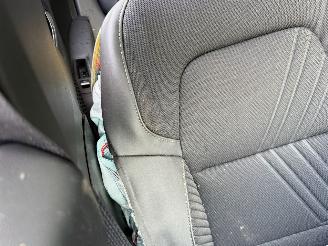 Renault Symbioz 1.8 E-Tech Full Hybrid 160 Iconic Automaat Pano picture 16