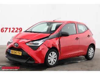 Auto incidentate Toyota Aygo 1.0 VVT-i x-fun Airco Cruise 30.847 km! 2022/1