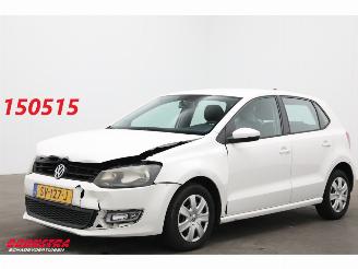 krockskadad bil auto Volkswagen Polo 1.2 Trendline 5-DRS Navi Airco 2011/2