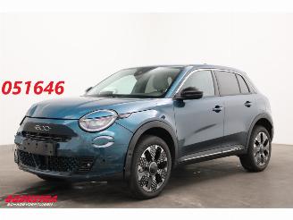 skadebil auto Fiat 600 1.2 Hybrid Urban LED ACC Massage Camera SHZ 3.889 km! 2025