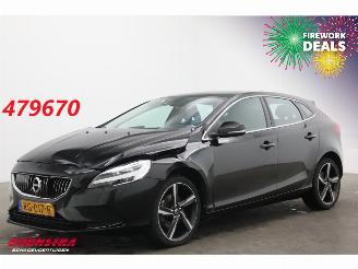 Damaged car Volvo V-40 2.0 T3 Nordic+ Pano LED Memory Leder Camera SHZ 2017/11