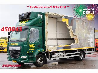 danneggiata veicoli industriali DAF LF 210 FA LBW Carrier Transicold 2xCompartments 313.910 km! 2016/2