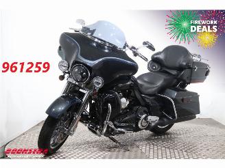 danneggiata motocicli Harley-Davidson  110 FLHTCUSE CVO Ultra Classic 110 Years Ed. Radio Cruise LED ABS 2013/1