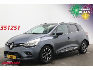 Vaurioauto  passenger cars Renault Clio Grandtour Estate 0.9 TCe Intens LED Navi Clima Cruise PDC AHK 109.478 km! 2016/10