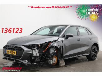 Voiture accidenté Audi A3 Sportback 40 TFSI e S-Line LED ACC Navi Clima Camera SHZ 9.964 km! 2025/7