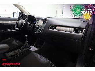 Mitsubishi Outlander 2.2 DI-D Intense Clima Cruise Camera Bluetooth AHK 184.136 km! picture 8