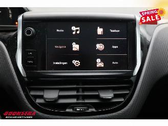 Peugeot 2008 1.2 PureTech Active Pano Navi Airco Cruise PDC 77.152 km! picture 23
