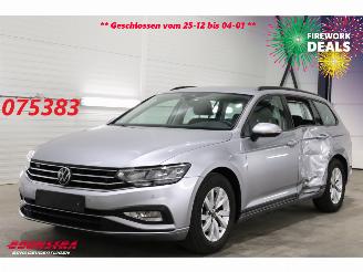 Vaurioauto  passenger cars Volkswagen Passat Variant 2.0 TDI DSG Business Navi Clima Cruise Camera SHZ AHK 40.799 km! 2023/8