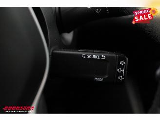 Renault Captur 1.3 TCe Aut. 140 Intens LED Navi Clima Cruise Camera PDC picture 25