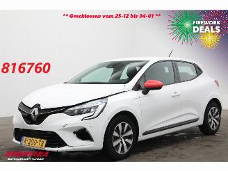Schadeauto Renault Clio 1.0 TCe 90 Equilibre Navi Airco Cruise PDC 57.608 km! 2022/11