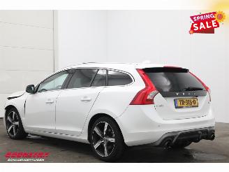 Volvo V-60 2.0 T4 Aut. R-Design Schuifdak Leder Navi Clima Cruise Camera SHZ PDC AHK picture 4