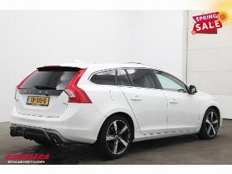 Volvo V-60 2.0 T4 Aut. R-Design Schuifdak Leder Navi Clima Cruise Camera SHZ PDC AHK picture 3